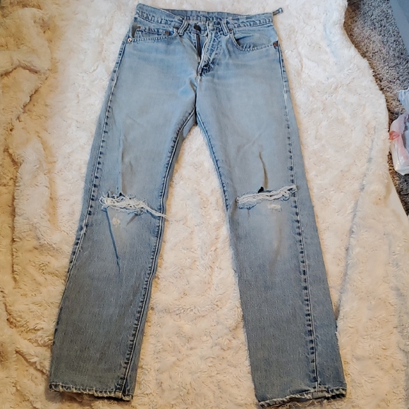 Ladies Vintage Levi Jeans - Picture 1 of 3